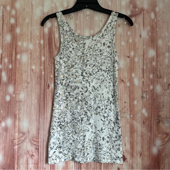 Merona White Scoop Neck Gold Metallic Foil Gray Printed Tank Top - Picture 6 of 10